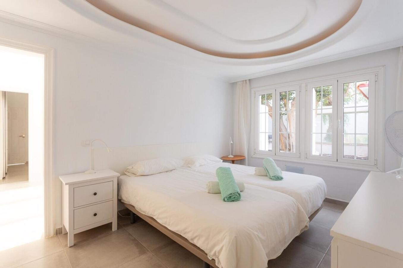 Alamos Park-Stunning Villa In Huge Private Grounds سان ميغيل ذي أبونا المظهر الخارجي الصورة