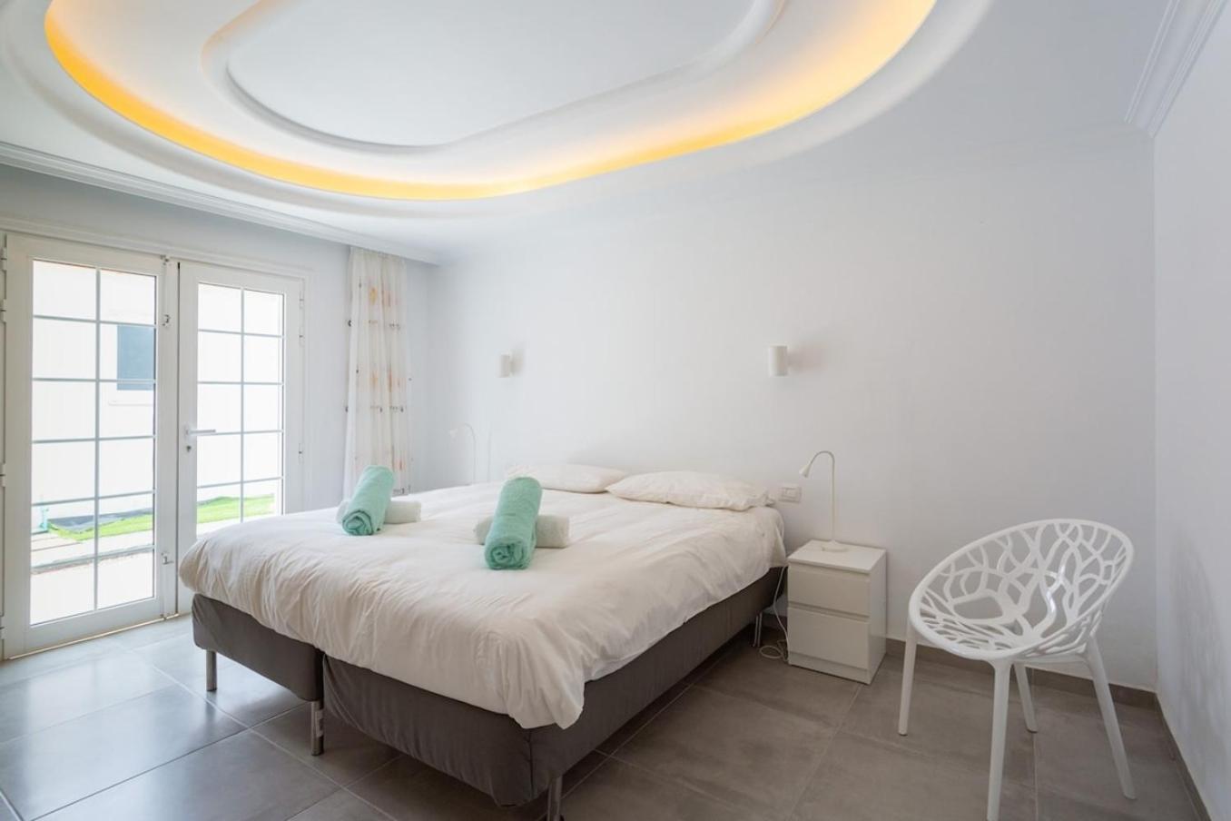 Alamos Park-Stunning Villa In Huge Private Grounds سان ميغيل ذي أبونا المظهر الخارجي الصورة