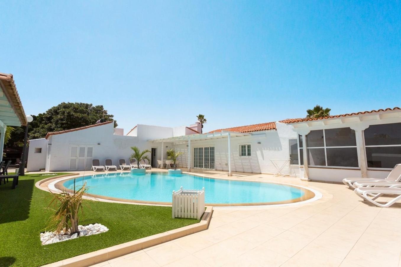 Alamos Park-Stunning Villa In Huge Private Grounds سان ميغيل ذي أبونا المظهر الخارجي الصورة
